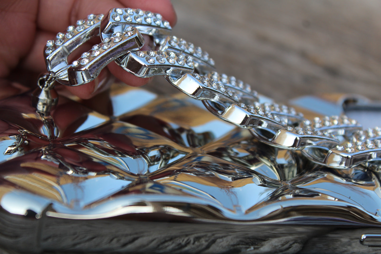 Luxury Glitter iPhone Case with Bracelet Chain - Sanarah Accessories