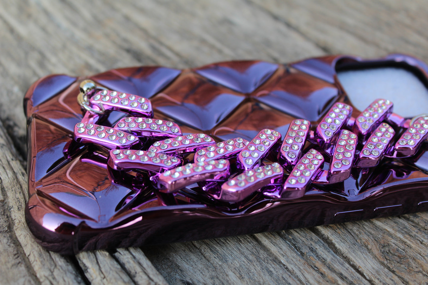Luxury Glitter iPhone Case with Bracelet Chain - Sanarah Accessories