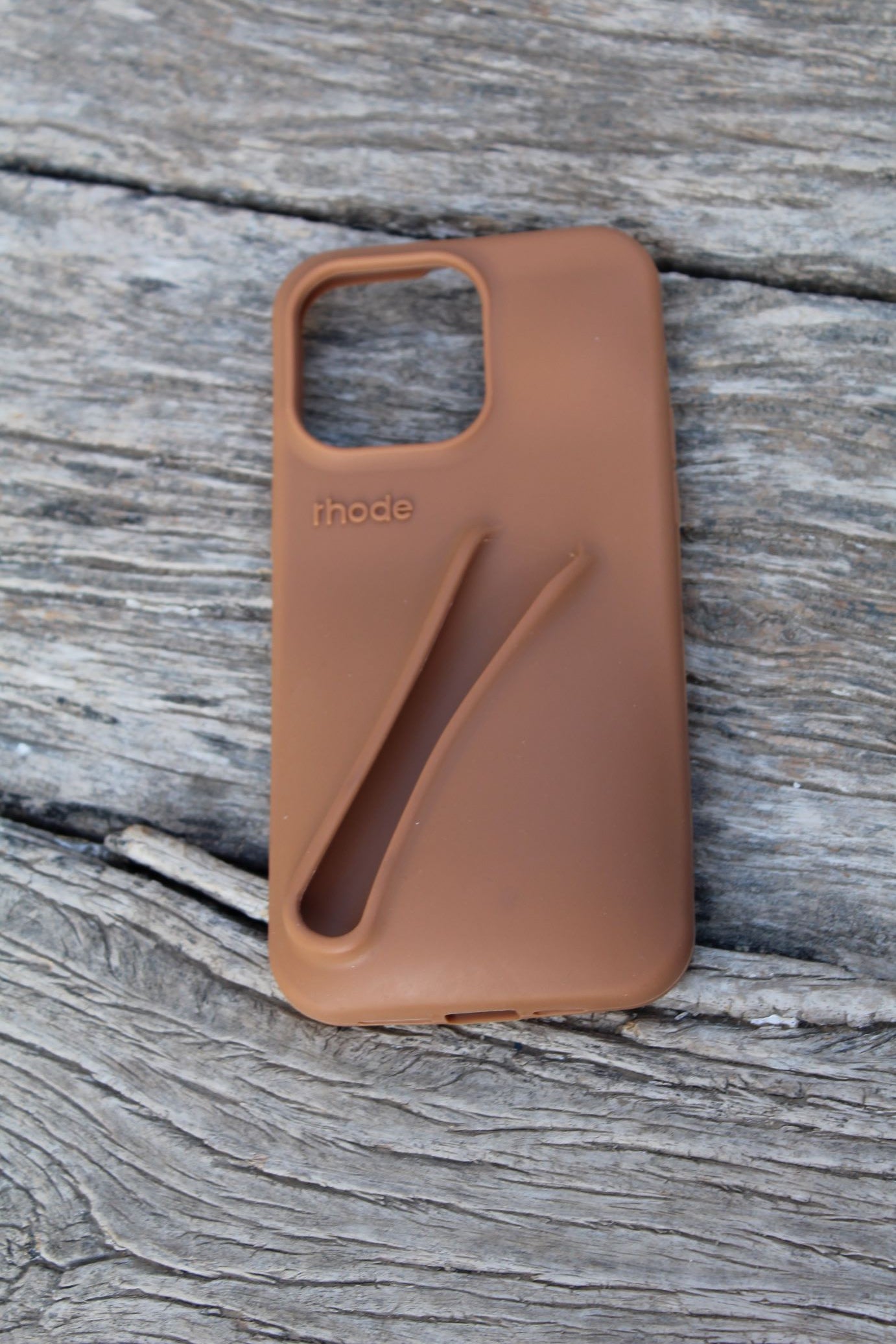 Silicone iPhone Case with Built-in Lip Gloss Holder - Sanarah Accessories