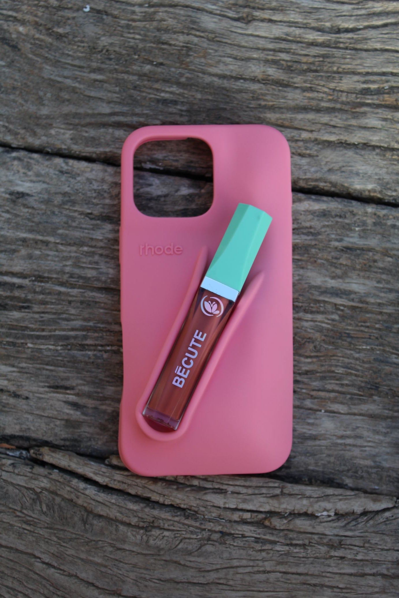 Silicone iPhone Case with Built-in Lip Gloss Holder - Sanarah Accessories